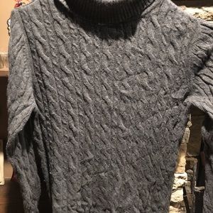 Women’s sweater